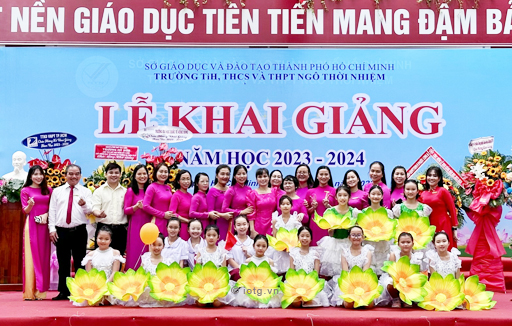 Rộn ràng không khí khai giảng năm học mới 2023