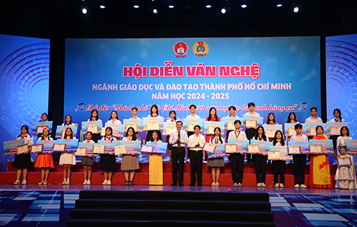 Thành phố Bác - Ngời sáng niềm tin yêu