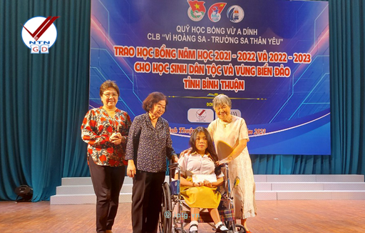 Thắp lửa yêu thương vùng PHÊN GIẬU của tổ quốc