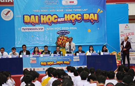 Tổ chức hướng nghiệp cho học sinh trường Ngô Thời Nhiệm