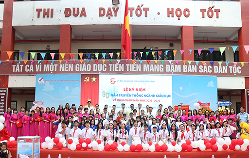 Trường Ngô Thời Nhiệm khai giảng năm học 2025 - 2026