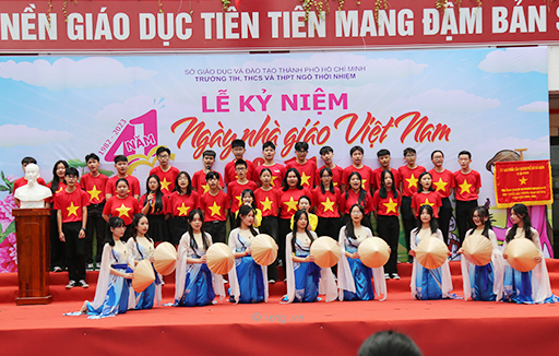 Trường Ngô Thời Nhiệm tổ chức kỷ niệm 41 năm Ngày Nhà giáo Việt Nam 20-11