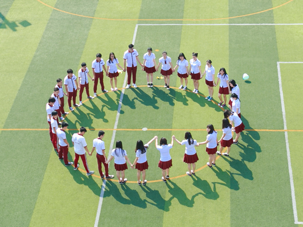 Đồng phục của trường của trường tư thục