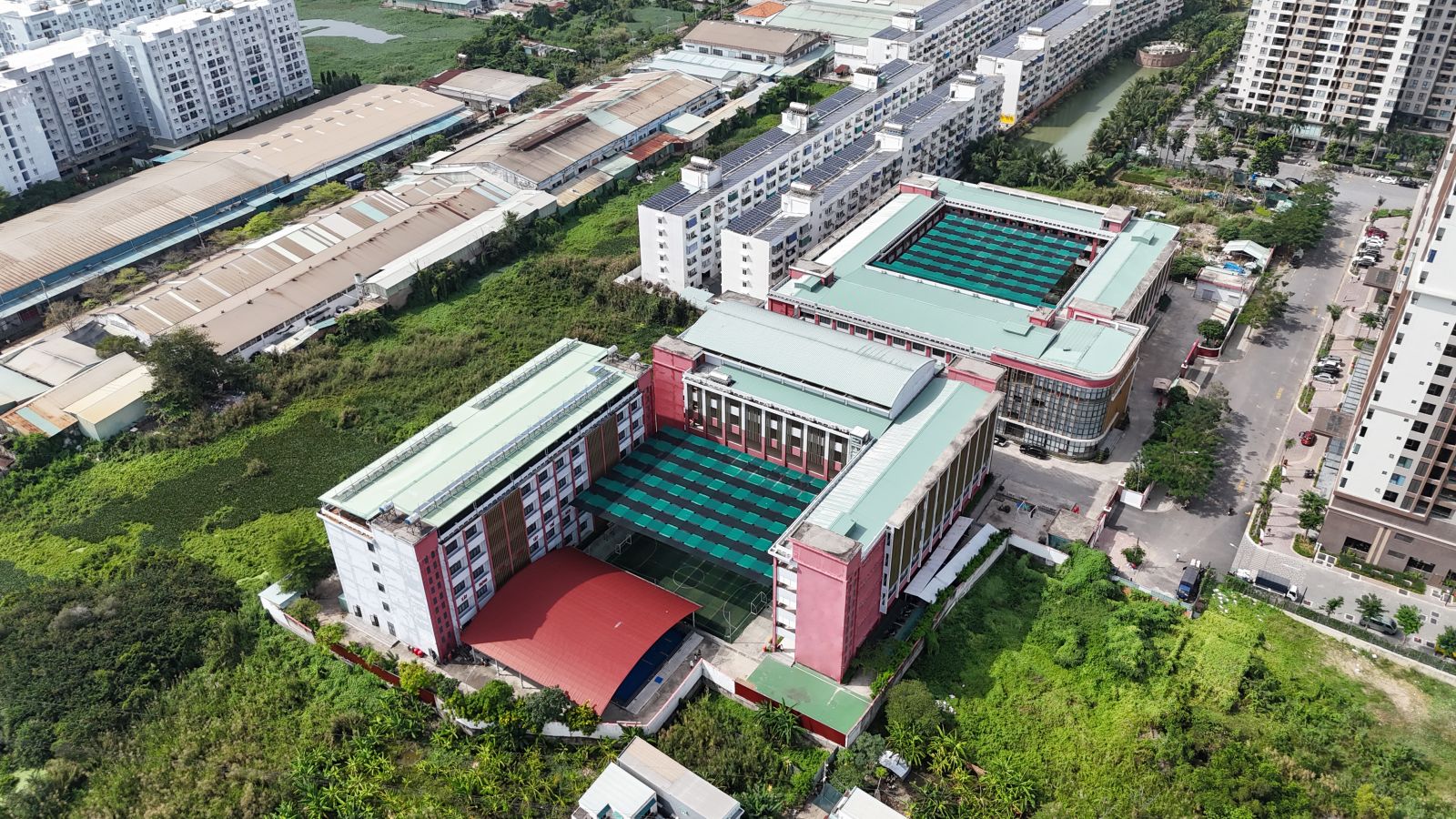 Toàn cảnh trường Ngô Thời Nhiệm tại cơ sở An Lạc